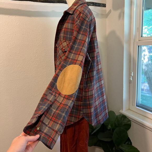 Pendleton USA LOBO Vintage Patch Elbow Flannel Wool Button Down Shirt Size Large - Picture 4 of 11